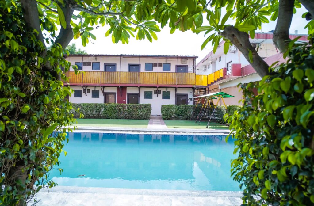 resort in manesar